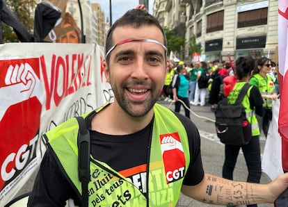 Valencian teachers in struggle: "In some centers we work in inhumane conditions. We ask for dignity" | Education