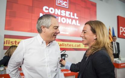 Pere Navarro i Carme Chac&oacute;n, en una reuni&oacute; del PSC.