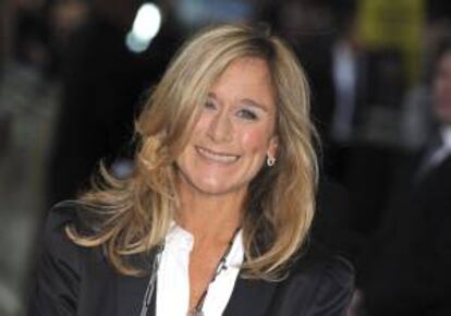 Fotografía de archivo de la exconsejera delegada de Burberry, Angela Ahrendts, en Londres (Reino Unido). Según informan hoy medios de comunicación Ahrendts deja Burberry para unirse a Apple como vicepresidenta de sus ventas online y al por menor.