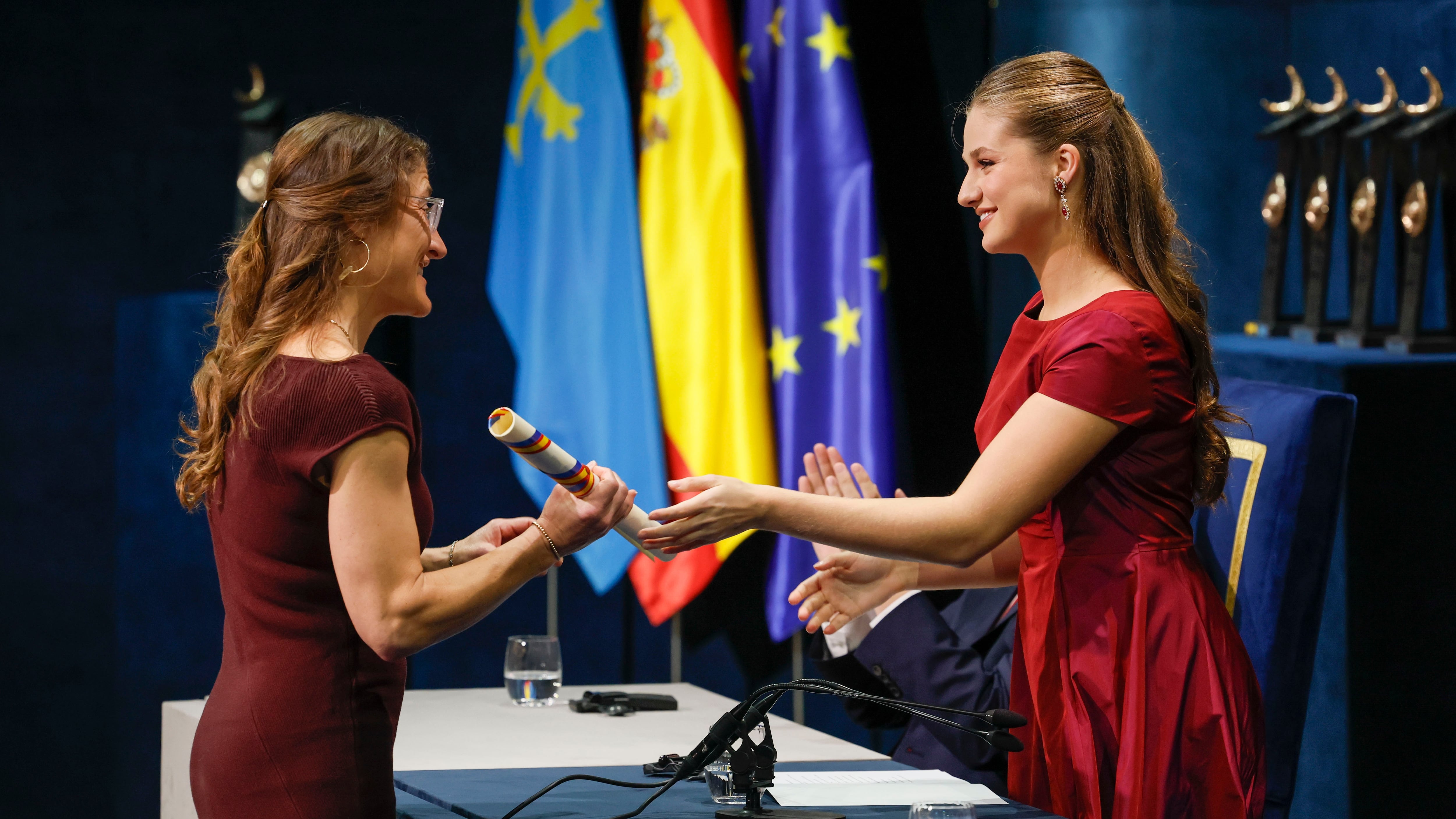 Unos premios Princesa de Asturias por la unión de la humanidad, la democracia y el “tiquitaca” europeo