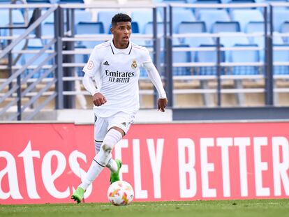 Vinicius Tobias en un partido Real Madrid Castilla esta temporada.