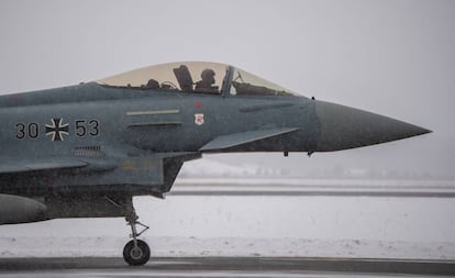 Um avião Eurofighter da Força Aérea alemã em Amari (Estônia), em fevereiro passado