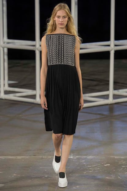 Alexander Wang vuelve a los 90