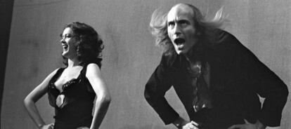 Los actores Patricia Quinn y Richard O'Brien en 'El show de terror de Rocky'.