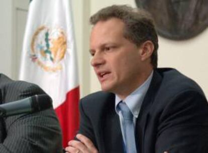 Fotografía tomada en abril de 2007 en la que se registró al banquero mexicano Alejandro Werner, quien fue designado como nuevo director del Departamento de las Américas para el Fondo Monetario Internacional. EFE/Archivo