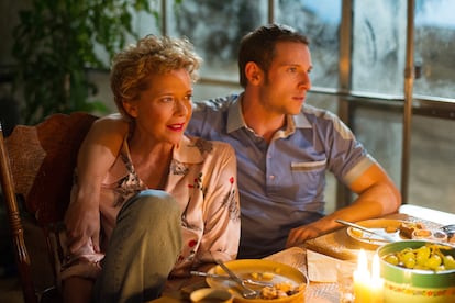 Annette Bening y Jamie Bell interpretan a Grahame y Turner en el filme de Paul McGuigan.