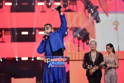 El colombiano Manuel Turizo se lleva a casa el premio al mejor  Álbum Global Latino por '2000'