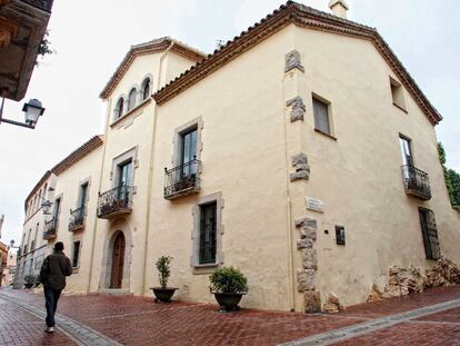 La casa que ha vendido la familia Prenafeta, en el centro de Begur.