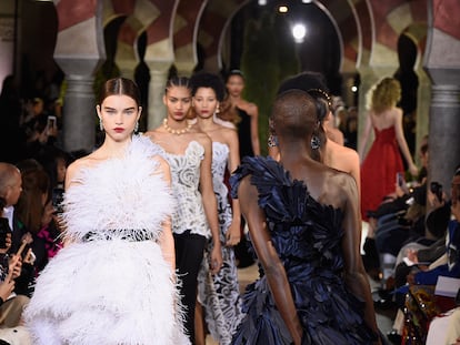 La mezquita de Córdoba inspira el desfile de Oscar de la Renta