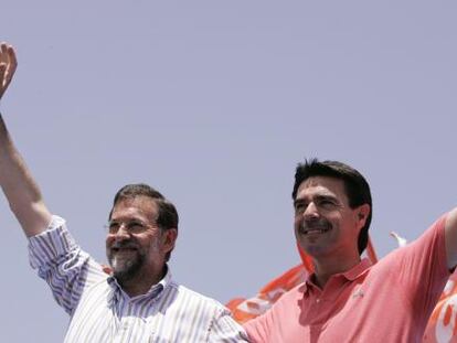 Mariano Rajoy y José Manuel Soria en las elecciones de 2007.