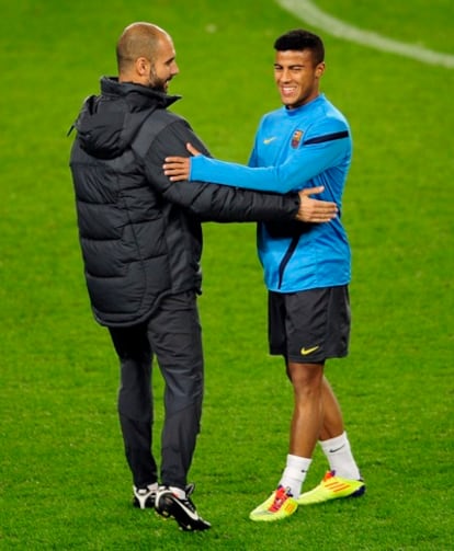 Guardiola, junto a Rafinha.