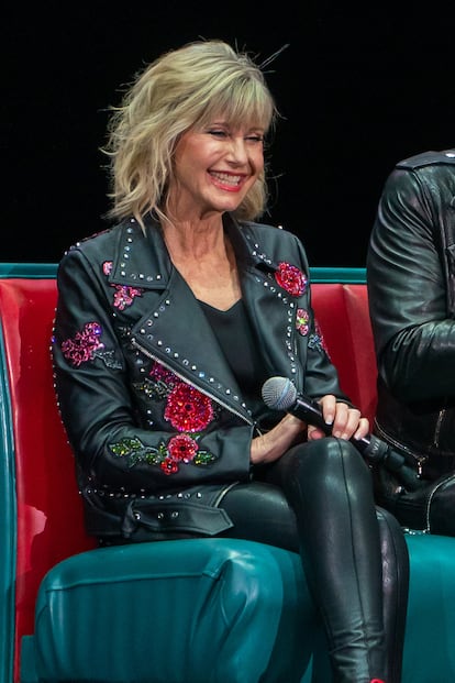 JOHN TRAVOLTA Y OLIVIA NEWTON VUELVEN ASER DANNY ZUKO Y SANDY OLSSON