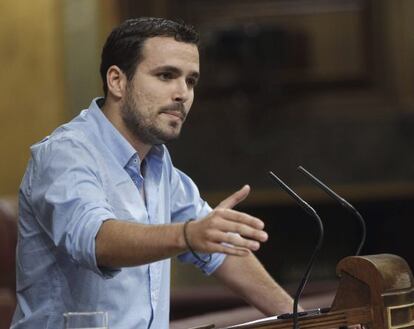 El diputado de IU Alberto Garzón, durante su intervención hoy en la sesión de control al Ejecutivo.
