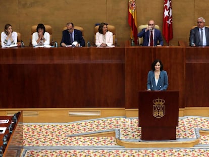 Isabel Díaz Ayuso durante su discurso de la primera sesión del pleno de investidura.