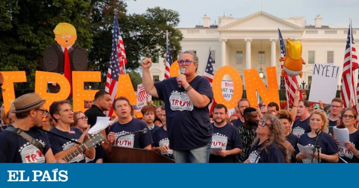 Canciones de Broadway contra Donald Trump en la puerta de la Casa ...