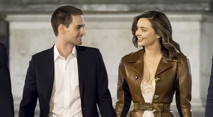 Evan Spiegel y Miranda Kerr, el pasado abril en París.