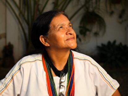 Leonor Zalabata es una reconocida lideresa arhuaca que ha trabajado en la defensa de los derechos de los 102 pueblos indígenas de Colombia.