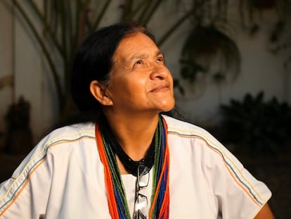 Leonor Zalabata es una reconocida lideresa arhuaca que ha trabajado en la defensa de los derechos de los 102 pueblos indígenas de Colombia.