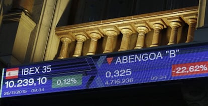 Monitor informativo en la bolsa de Madrid que muestra el principal indicador de la Bolsa espa&ntilde;ola.