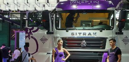 Inceptio ha desarrollado camiones con una alta capacidad de conducción autónoma y asegura que comenzará su fabricación masiva. La cabina incluye microondas y otras comodidades para las rutas de larga duración.