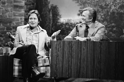 Michael Douglas en el programa de Johnny Carson en 1975.