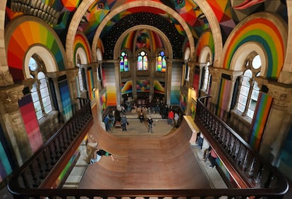 Pista de skate del Kaos Temple de Llanera (Asturias), ubicado en una antigua iglesia desacralizada.  