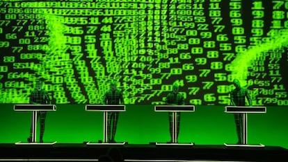 El grupo Kraftwerk durante su actuación en el Liceo.