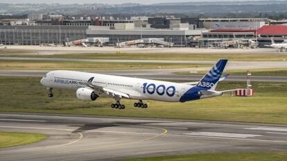 Airbus A350.