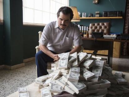 Wagner Moura &eacute; Pablo Escobar em &#039;Narcos&#039;