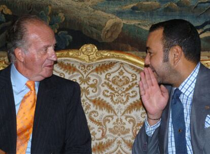 Mohamed VI, con don Juan Carlos en Casablanca en 2006.