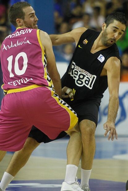 Urtasun marca de cerca a Juan Carlos Navarro.