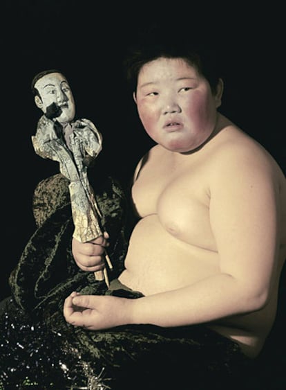 'The Boy Holding a Puppet', de Lei Han.