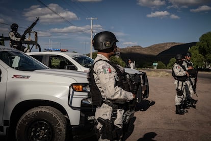 Elementos de la Guardia Nacional realizan un operativo en el municipio de Villanueva, en Zacatecas, en septiembre de 2023.