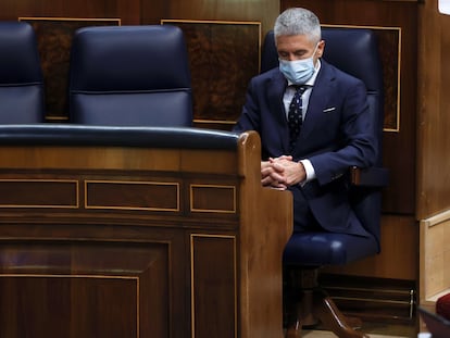 El ministro del Interior, Fernando Grande-Marlaska, durante la sesión de control al Gobierno celebrada este miércoles en el Congreso.