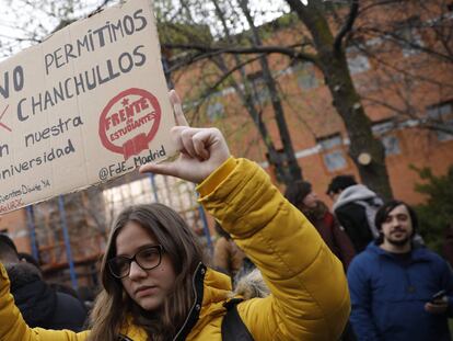Protesta de estudiantes de la URJC, en imágenes