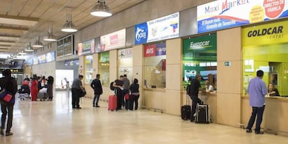 Zona de alquiler de vehículos en el aeropuerto de Tenerife Norte.