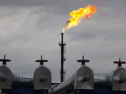 Planta de petróleo y gas en Siberia, Rusia, en una imagen de archivo.