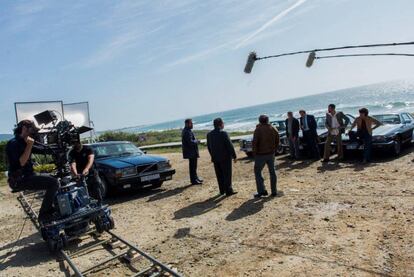 Rodaje de la serie 'Fariña' en la playa de Xuño (A Coruña). 