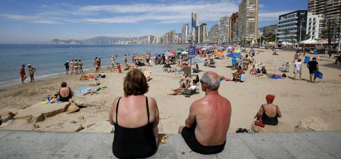 El Imserso convoca 879.213 plazas para la temporada 2026-2027: precios, plazos, criterios y requisitos para pedirlas