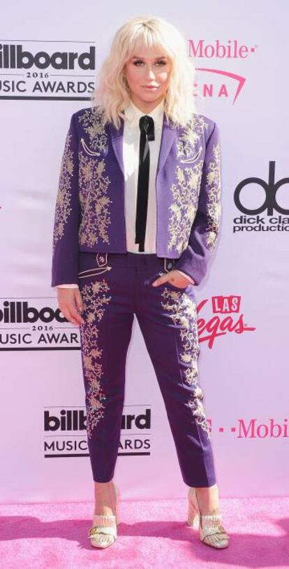 Kesha a su llegada a los premios Billboard.