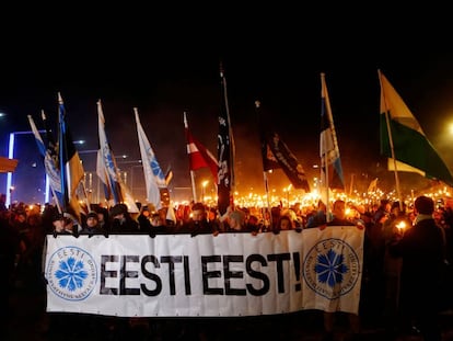 La 'noche de las antorchas', una protesta organizada por los eurófobos de derechas EKRE en Tallin (Estonia), el 24 de febrero de 2019.