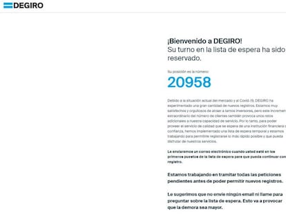 El número de inversores se dispara ante el ansia de ganar dinero en la debacle