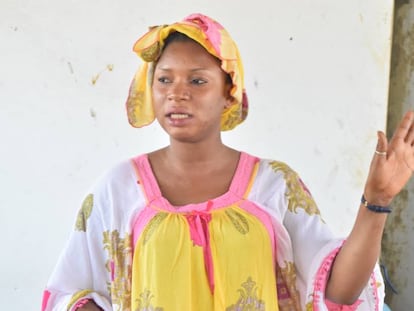 A ativista de gênero Isatou Jeng, em Banjul (Gâmbia).