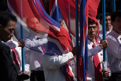 Desfile militar durante la celebración del 70 aniversario de Corea del Norte en Pyongyang.