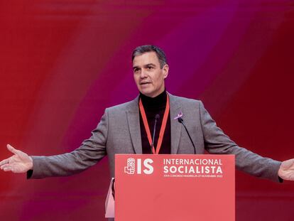 El presidente del Gobierno, Pedro Sánchez, interviene en la inauguración del XXVI Congreso de la Internacional Socialista (IS), en la Feria de Madrid, IFEMA, este viernes.