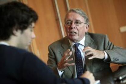 El experto en marketing internacional Frank Bradley, durante la entrevista concedida a EFE hoy en A Coruña, donde se encuentra para impartir una charla sobre el uso de la innovación para mejorar la ventaja competitiva de Galicia.