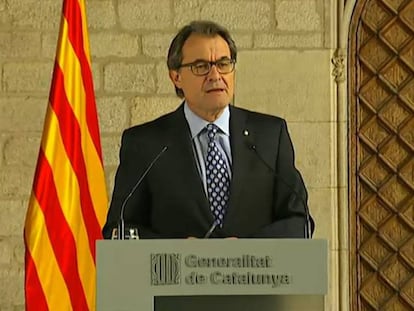 Artur Mas, en una comparecencia en 2015 tras declarar por el 9-N. 