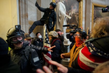 Partidarios de Donald Trump durante el asalto al Capitolio de Estados Unidos, en Washington, el pasado 6 de enero.