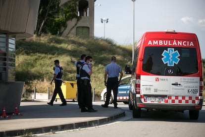 Felix Millet llega en ambulancia a la prisión de Brians 2.