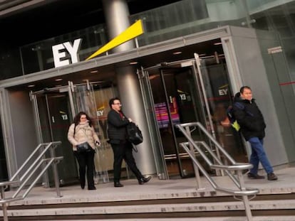 El ICAC multa a EY con un millón por la auditoría de Sacyr de 2015